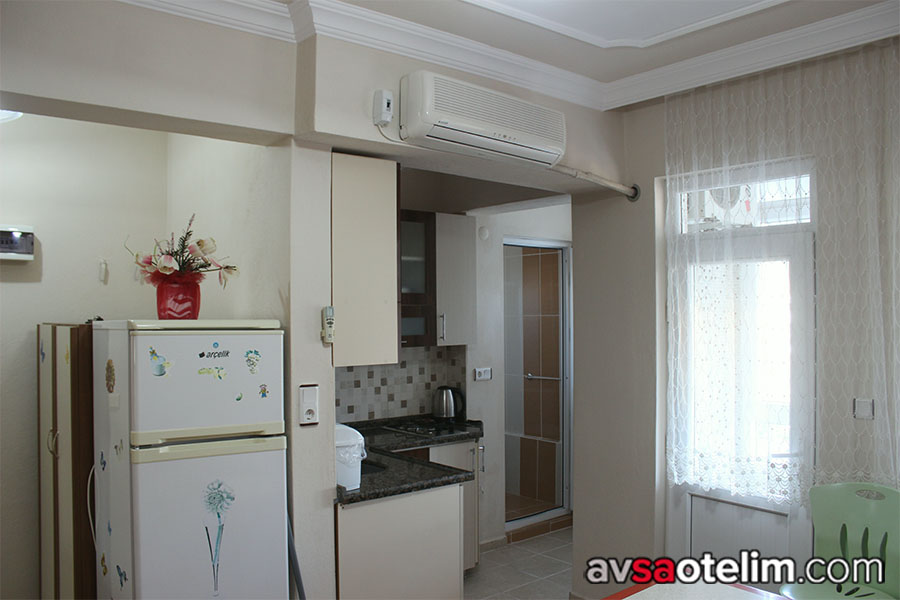 Demet Apart